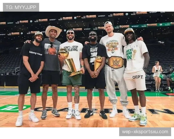 杰伦·布朗靠挡拆制造错位，得分结构较上季更均衡