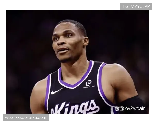 威斯布鲁克突破制造多次助攻，提升球队关键时刻进攻效率