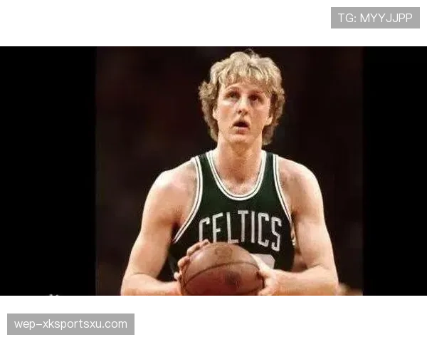 拉里·伯德无球跑位影响效率显著 拆解其关键传球与投篮节奏差异