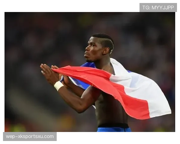 博格巴与坎特在中场推进中出现球权分配分化